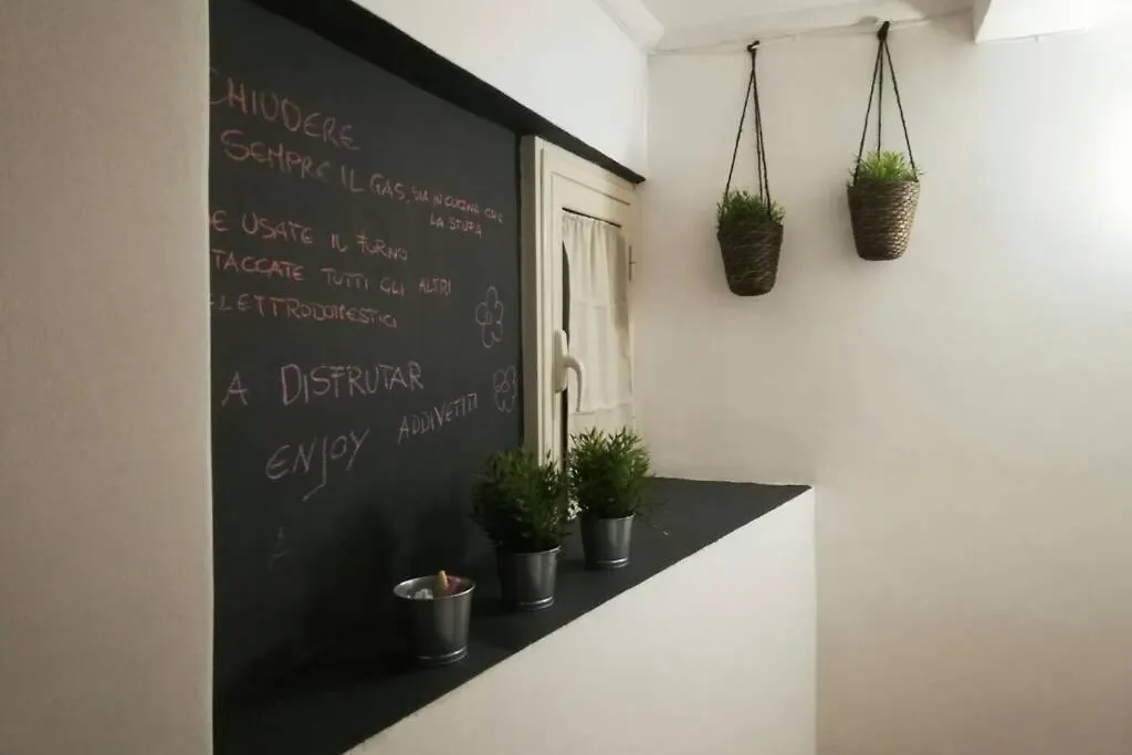 Casa Piccola Bianca Appartamento In Centro Catania Apartment