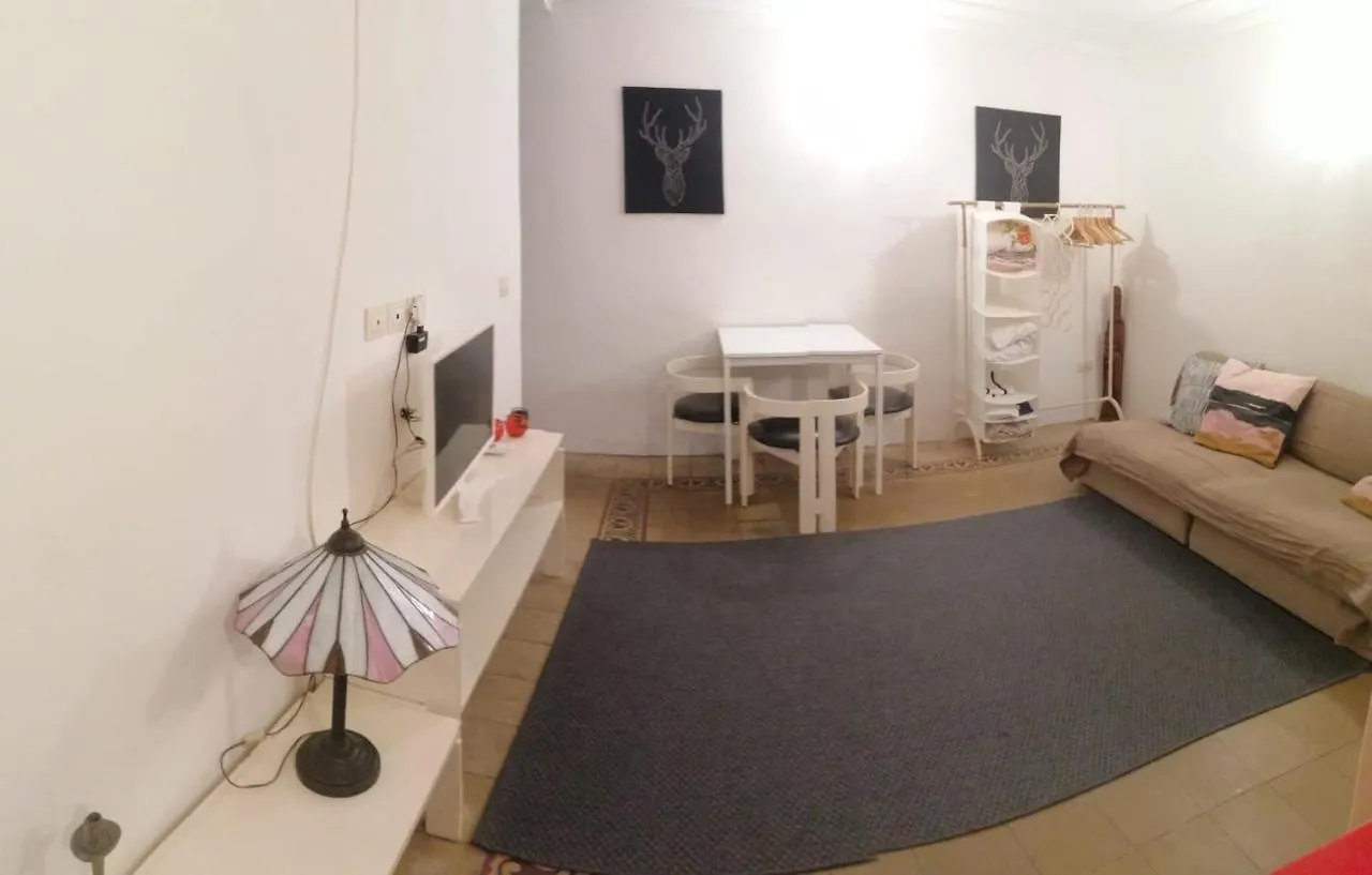 Apartment Casa Piccola Bianca Appartamento In Centro Catania Italy