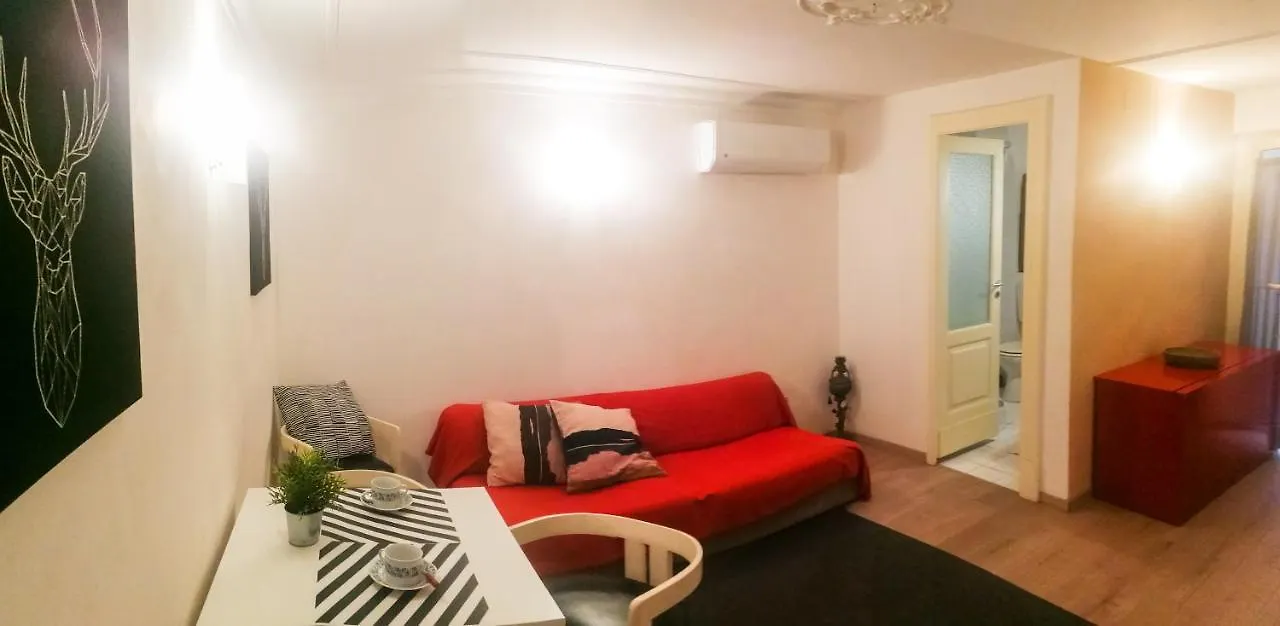Casa Piccola Bianca Appartamento In Centro Catania 0*,