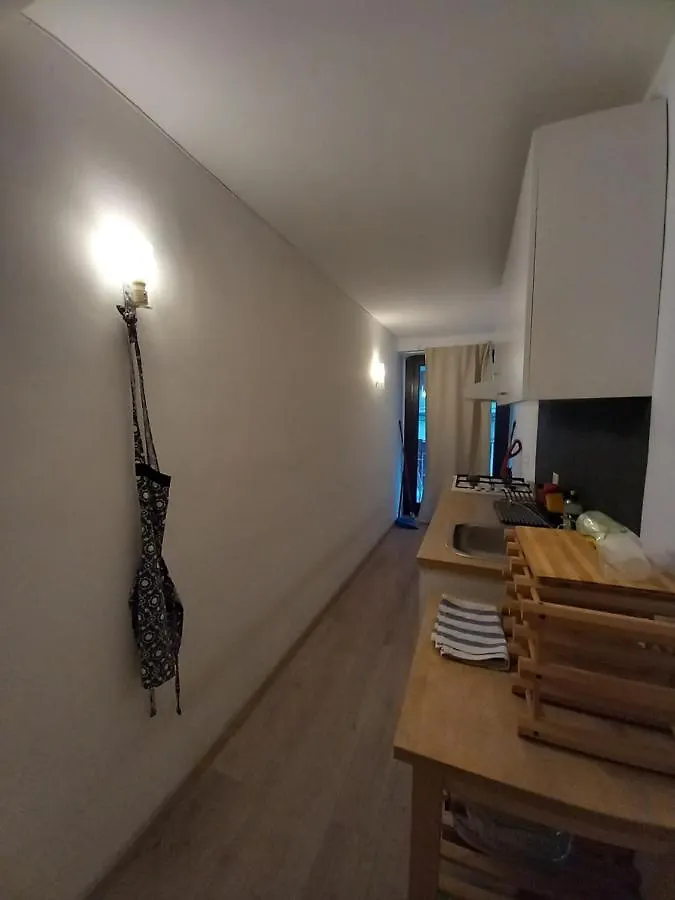 Apartment Casa Piccola Bianca Appartamento In Centro Catania